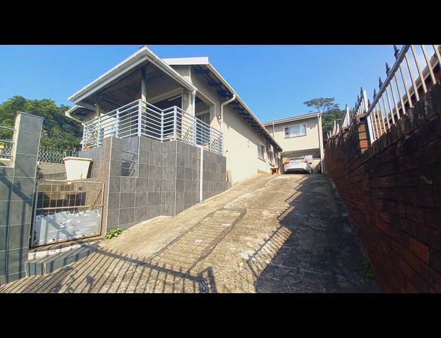 4 BEDROOM HOUSE FOR SALE IN MOORTON